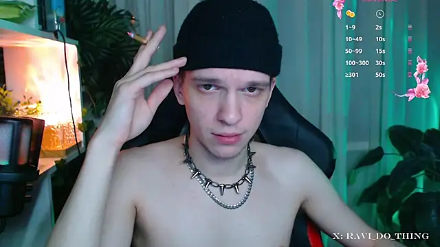 frozen boy online show from 11-14-25, 04:38