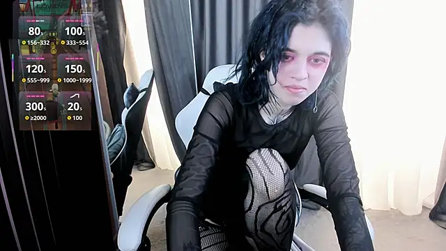 NoelleGothicShadow online show from 04-05-26, 10:51