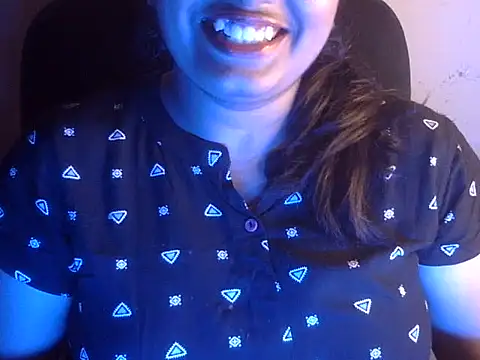 Aanya Hazel online show from 09-11-25, 07:25