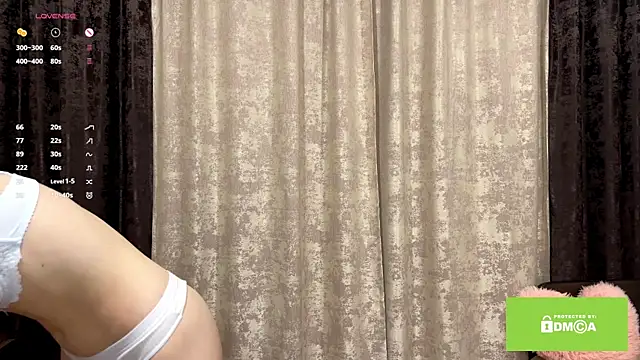 Snapshot of lady_linaa chatting on 10-08-25, 04:37 lady linaa online show from 10-08-25, 04:37