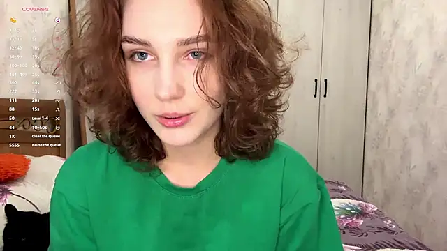 Snapshot of lady_linaa chatting on 10-25-25, 06:13 lady linaa online show from 10-25-25, 06:13