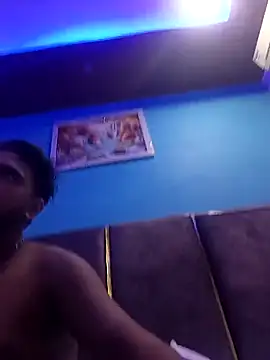 romantic couple1 online show from 09-18-25, 01:40