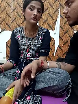 romantic couple1 online show from 09-28-25, 03:12