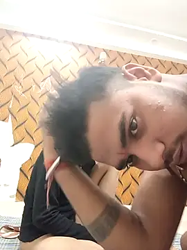 romantic couple1 online show from 10-10-25, 12:20