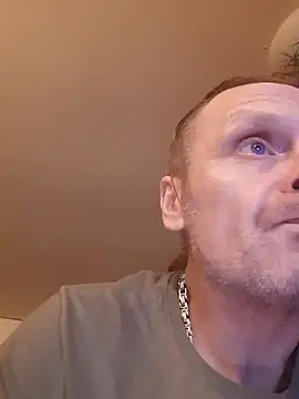 Kuba Gd online show from 02-01-25, 06:40