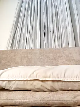 Marian Zeller online show from 11-13-25, 09:19