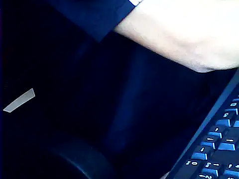 Snapshot of hotboydon2495 chatting on 10-13-25, 02:00 hotboydon2495 online show from 10-13-25, 02:00