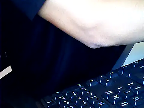 Snapshot of hotboydon2495 chatting on 10-15-25, 01:50 hotboydon2495 online show from 10-15-25, 01:50