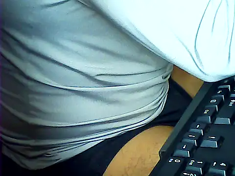 Snapshot of hotboydon2495 chatting on 10-24-25, 01:24 hotboydon2495 online show from 10-24-25, 01:24