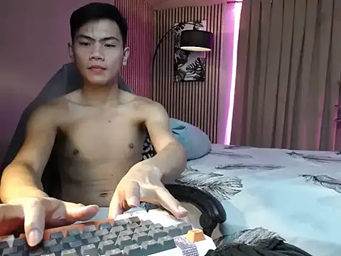 alex cummer online show from 10-27-25, 05:06