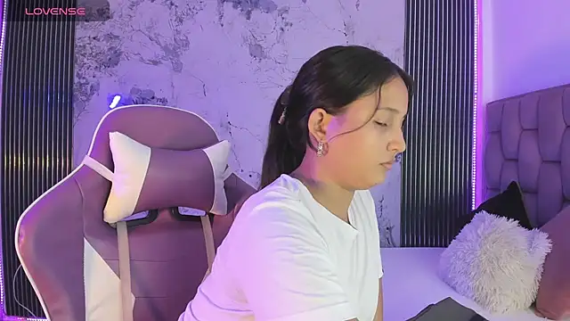 Laly Cherry  online show from 10-15-25, 12:38