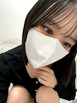 Snapshot of Ribon_n chatting on 11-05-25, 03:23 Ribon n online show from 11-05-25, 03:23