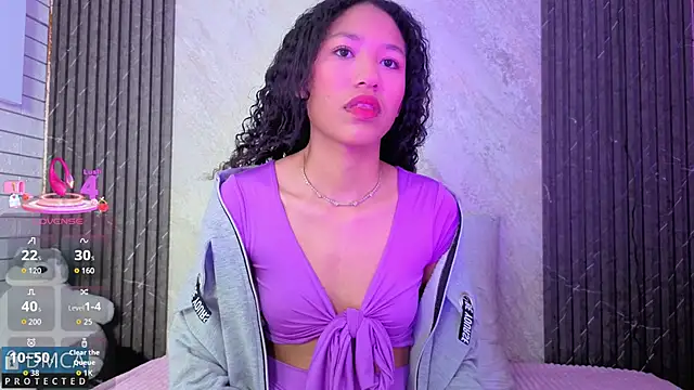 Kiara Zahiri   online show from 10-15-25, 11:10