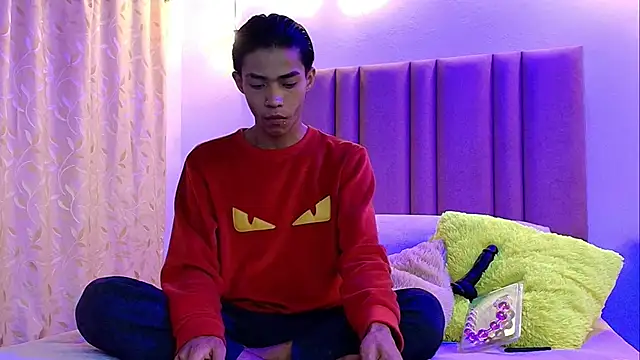 camilo nom online show from 10-03-25, 03:36