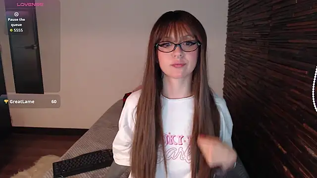 Snapshot of babedooll chatting on 10-23-25, 03:06 babedooll online show from 10-23-25, 03:06