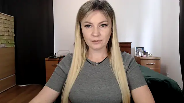 ParadiseAlina online show from 10-13-25, 12:49