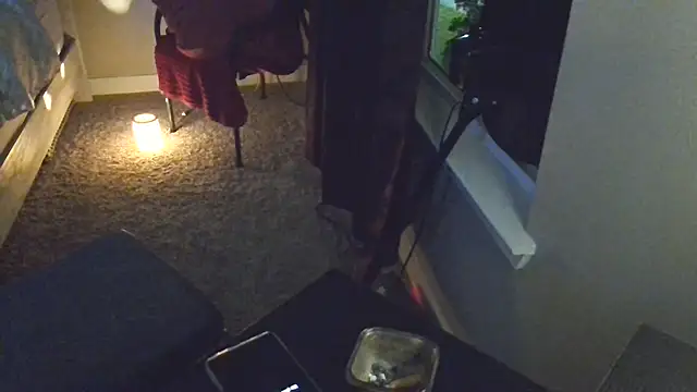 Calimarina online show from 11-19-25, 03:39