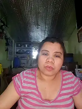 hotlyn45 online show from 02-16-26, 01:46