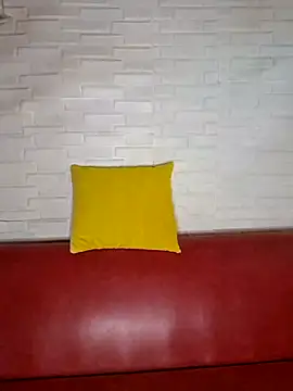 hotlyn45 online show from 04-18-26, 06:17