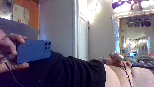 Snapshot of Cum515088 chatting on 02-20-26, 02:50 Cum515088 online show from 02-20-26, 02:50
