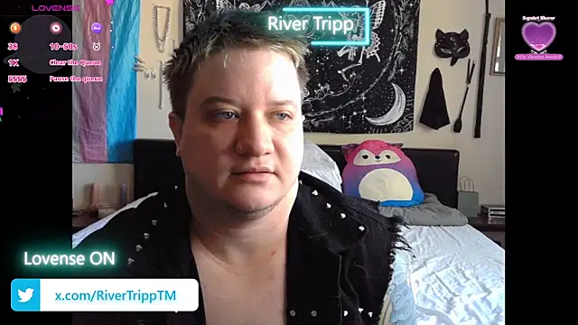 Snapshot of RiverTripp chatting on 05-25-26, 10:05 RiverTripp online show from 05-25-26, 10:05