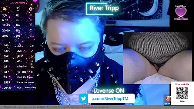Snapshot of RiverTripp chatting on 06-06-26, 01:21 RiverTripp online show from 06-06-26, 01:21