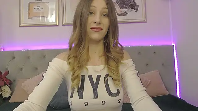 Snapshot of MuseDollX chatting on 02-08-26, 05:38 MuseDollX online show from 02-08-26, 05:38