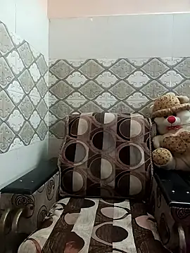 Snapshot of Cute_purnima chatting on 11-19-25, 12:38 Cute purnima online show from 11-19-25, 12:38