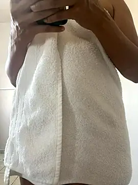 Katianesantos online show from 11-06-25, 09:10