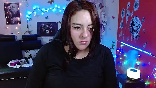 Snapshot of carol_20 chatting on 12-21-24, 07:56 carol 20 online show from 12-21-24, 07:56