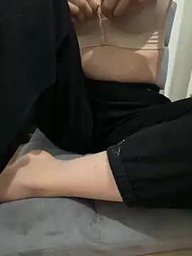 susu baby online show from 10-31-25, 07:42