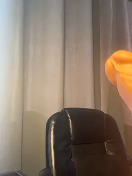 Snapshot of -RAHELA- chatting on 10-19-25, 07:09 -RAHELA- online show from 10-19-25, 07:09