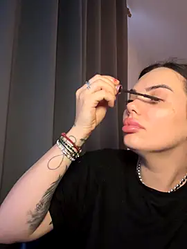 Snapshot of -RAHELA- chatting on 11-14-25, 10:36 -RAHELA- online show from 11-14-25, 10:36