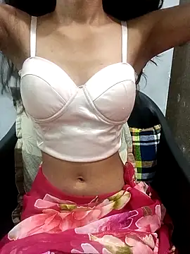 Snapshot of Daizy_Shah chatting on 11-06-25, 03:02 Daizy Shah online show from 11-06-25, 03:02