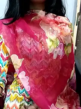 Snapshot of Daizy_Shah chatting on 11-09-25, 05:11 Daizy Shah online show from 11-09-25, 05:11