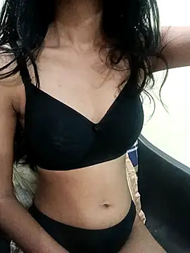 Snapshot of Daizy_Shah chatting on 11-14-25, 02:16 Daizy Shah online show from 11-14-25, 02:16