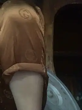 Lonnina online show from 10-08-25, 01:25