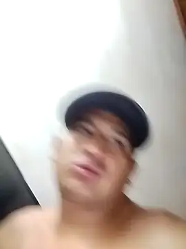 imalejoromero online show from 04-28-26, 01:15