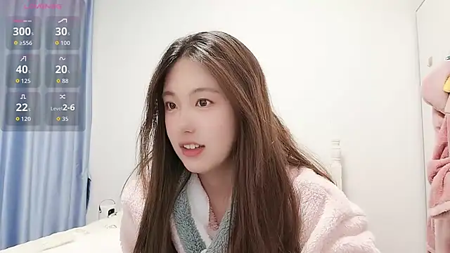 Snapshot of Luna_868 chatting on 11-27-25, 04:53 Luna 868 online show from 11-27-25, 04:53