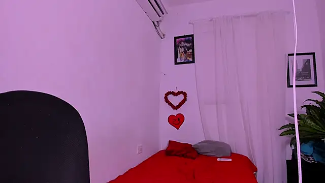 Laura and Kevin online show from 03-06-26, 08:38