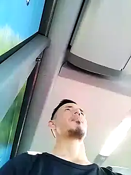 JuanD vero online show from 09-29-25, 03:17