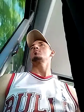 JuanD vero online show from 10-06-25, 03:09