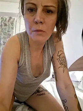 Snapshot of Nikita2406 chatting on 03-07-26, 10:29 Nikita2406 online show from 03-07-26, 10:29