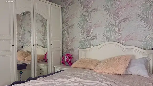 Avyrium online show from 09-08-25, 07:13