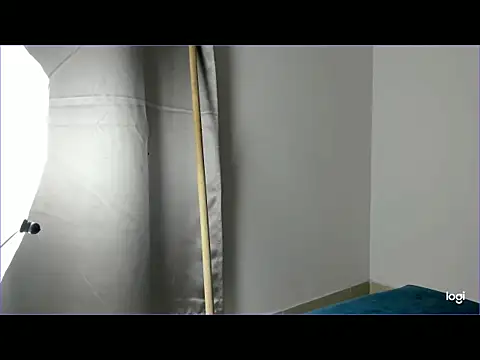 Snapshot of Miafisher_ chatting on 10-28-25, 12:36 Miafisher online show from 10-28-25, 12:36