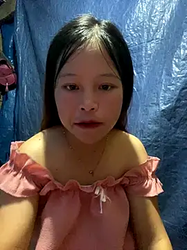 Snapshot of O_o_UwU_o_O chatting on 09-19-25, 08:49 O o UwU o O online show from 09-19-25, 08:49