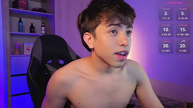 onlinenico online show from 11-20-25, 08:08