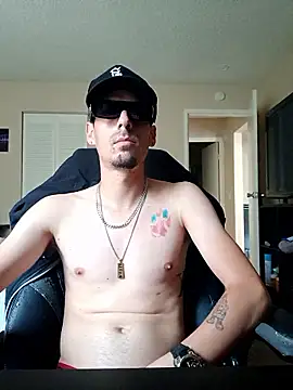 Snapshot of latinosatiro94 chatting on 06-05-26, 11:54 latinosatiro94 online show from 06-05-26, 11:54