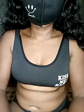 Renuka GG online show from 09-13-25, 04:34