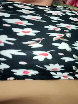 Snapshot of Kavya_hot chatting on 12-18-25, 08:20 Kavya hot online show from 12-18-25, 08:20